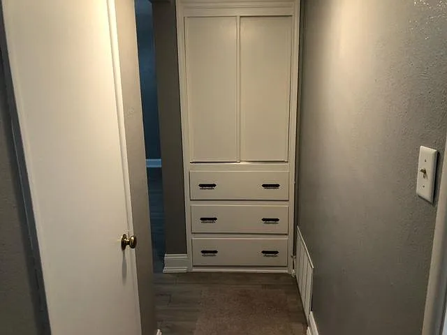 3 bed, 1100 sqft, $1,400 — Photo 4