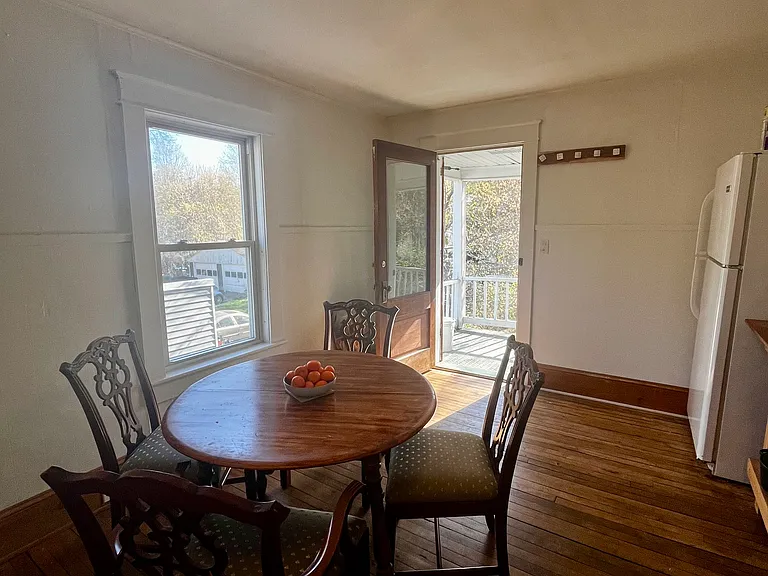 54 Hayward St #B — Photo 4