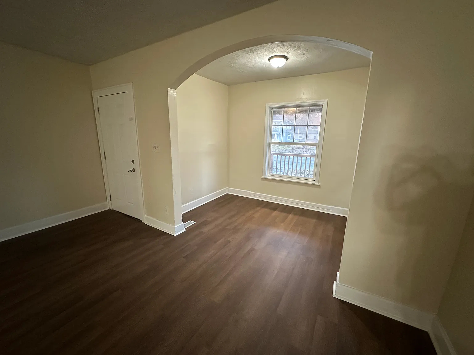 3 bed, 1340 sqft, $1,300 — Photo 2