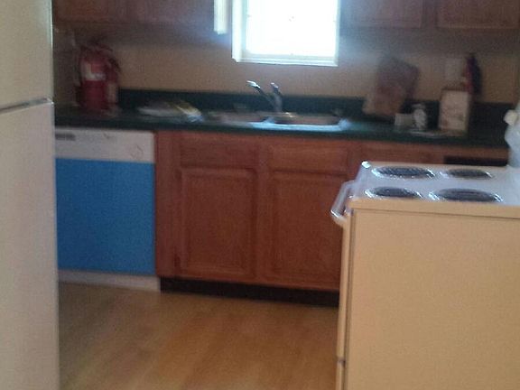 2nd image of 2062 E 5th Ave APT 3