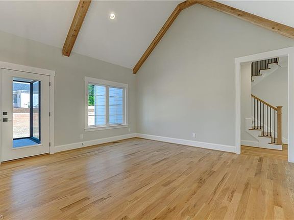 4th image of 7596 Whitaker Dr