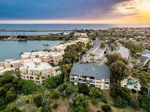 841 Kalpati Cir APT A, Carlsbad, CA 92008
