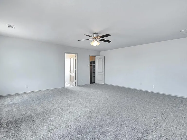 3708 Ocean Dr — Photo 17