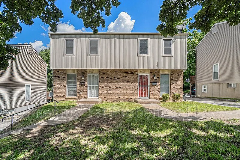 2 bed, 2.0 bath, 900 sqft, $1,595 — Photo 4