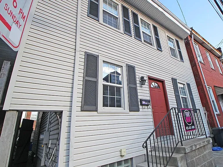 111 S 12th St — Photo 16