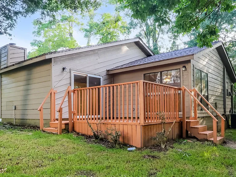 11631 Alcott Dr — Photo 16