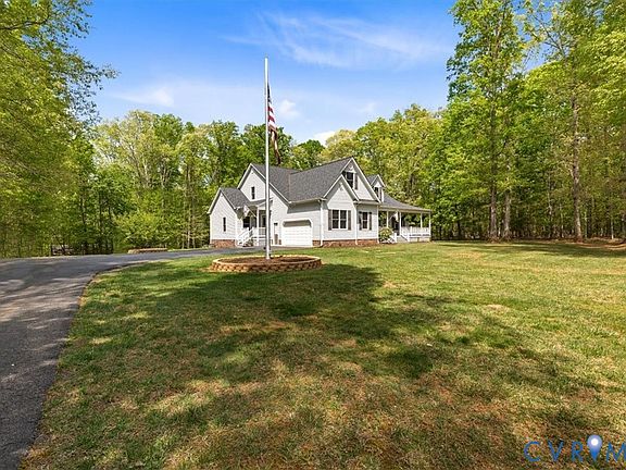 2nd image of 3060 Moyer Rd