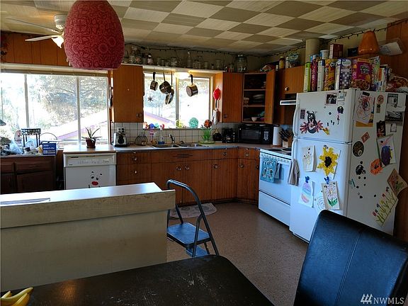 5th image of 112 W Bonge Ave