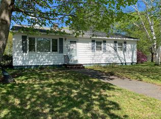 8 Sargent Dr, Old Town, ME 04468