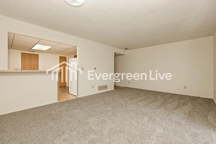 6540 Rolling Glen Dr — Photo 3