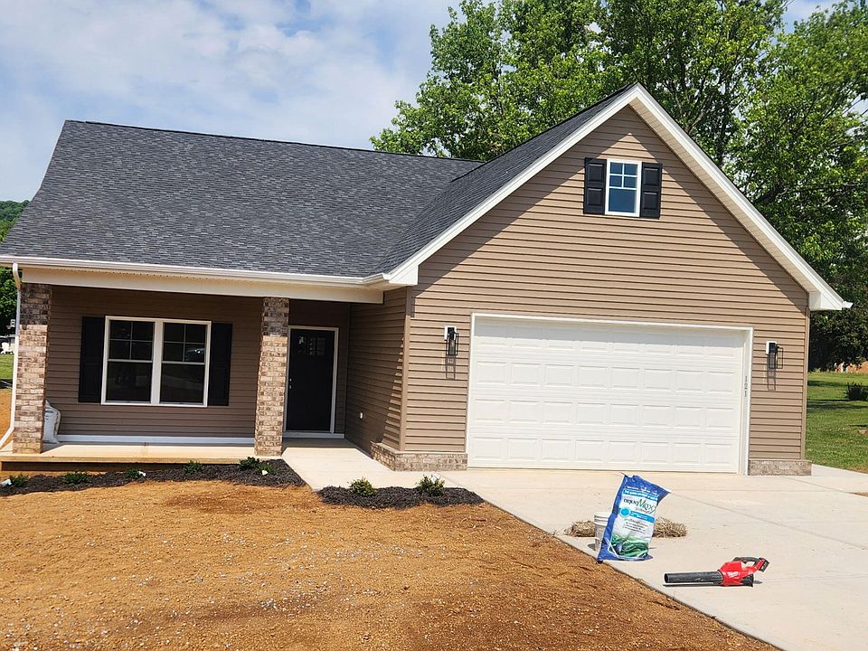 1st image of 121 Murray Dr