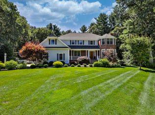 21 Keystone Way, Andover, MA 01810
