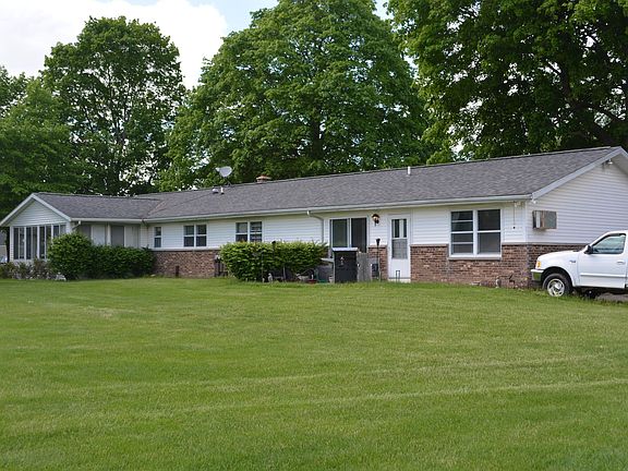 3rd image of 1384 E Vw Ave