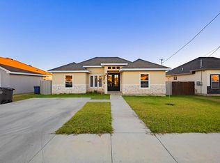 3063 Samuel Dr, Eagle Pass, TX 78852