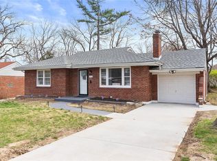 9416 Auburn Dr, Saint Louis, MO 63136