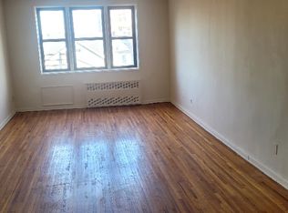 8815 178th St, Jamaica, NY 11432
