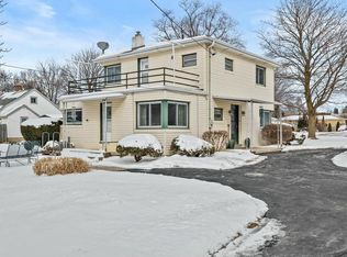 912 N 37th St, Sheboygan, WI 53081