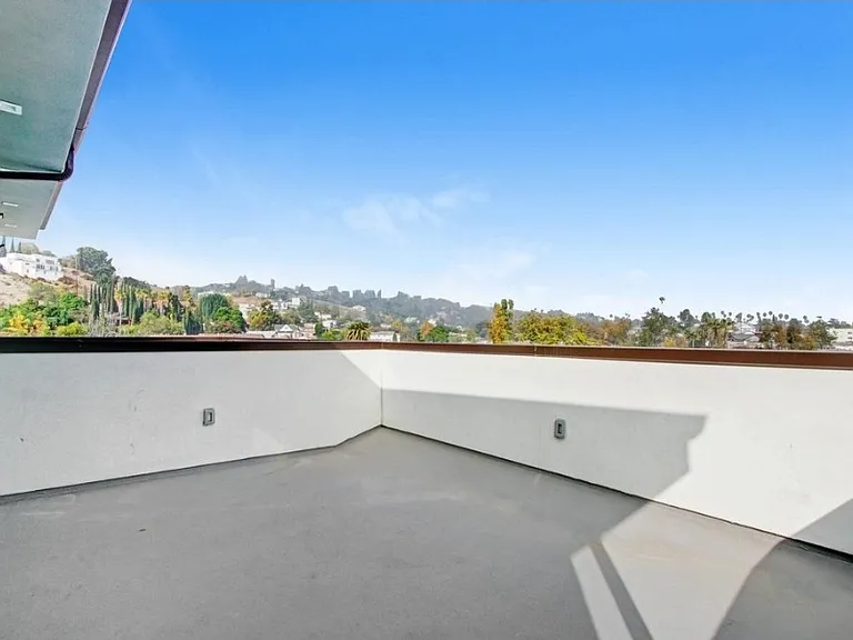5407 Huntington Dr N #1 — Photo 14