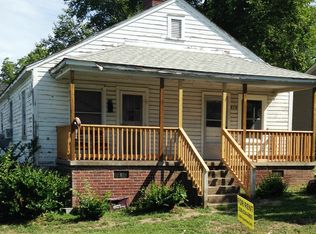 821 Durham St, Burlington, NC 27217