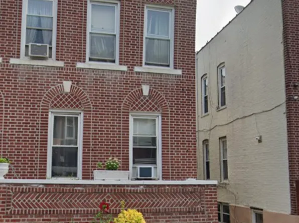 479 East 95th Street image 1 of 3