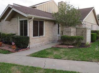 11625 Lakeside Park Dr, Houston, TX 77077