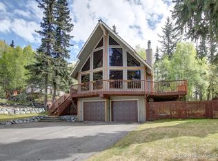 10640 Lone Tree Dr, Anchorage, AK 99507