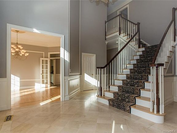 2nd image of 12 Greenswood Pl