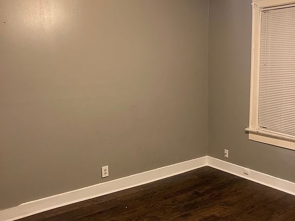 3rd image of 1320-24 W 88th St #2E