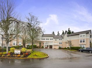 22535 SE Highland Cir APT 204, Issaquah, WA 98029