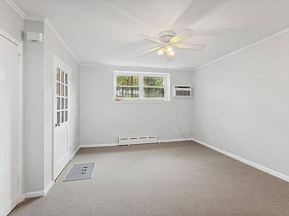 3rd image of 8866 18th Ave #1