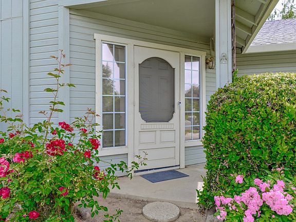 2nd image of 1286 Camphor Dr