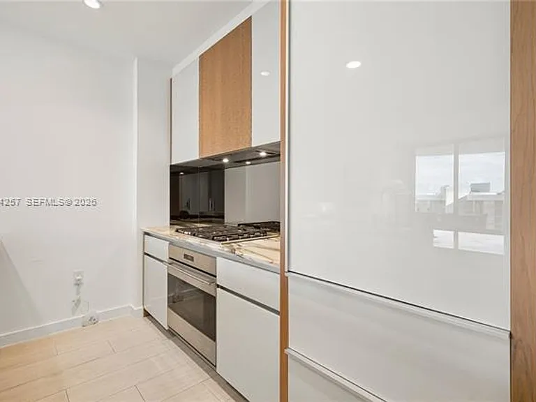 2831 S Bayshore Dr #CU-1701 — Photo 26