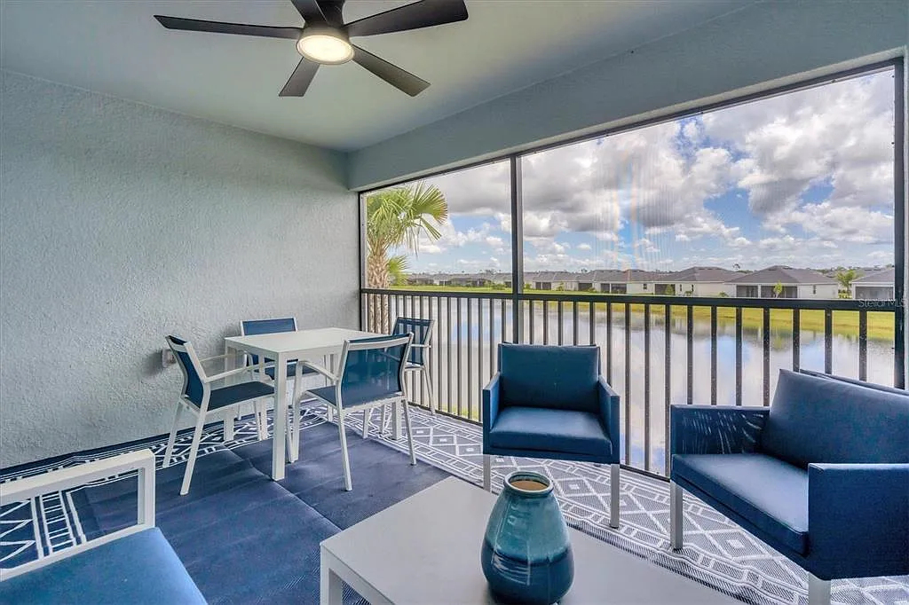2 bed, 2.0 bath, 1569 sqft, $3,400 — Photo 1