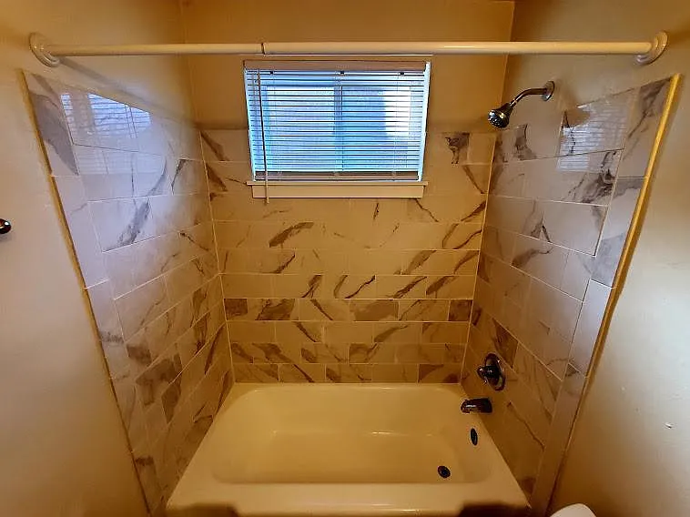 3212 Ellwood Ave — Photo 9