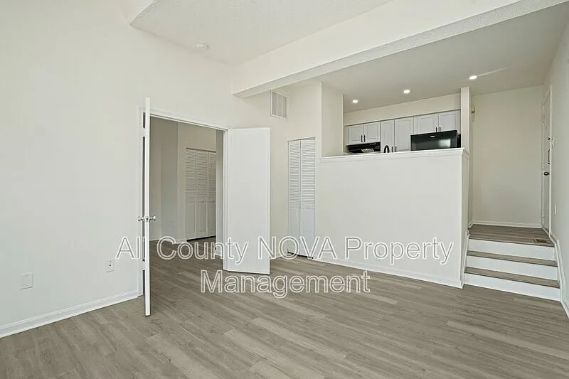 1 bed, 1.0 bath, 470 sqft, $1,650 — Photo 4