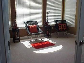 2nd image of 2835 Canterbury Cir