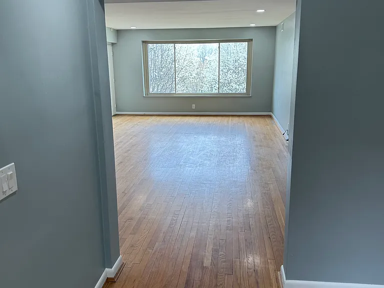 2123 Luray Ave #1 — Photo 10