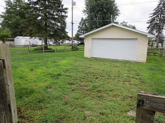 5th image of 906 Fernwood Ave