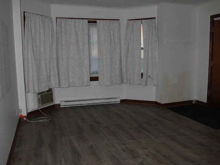 809 Calhoun St #B — Photo 5