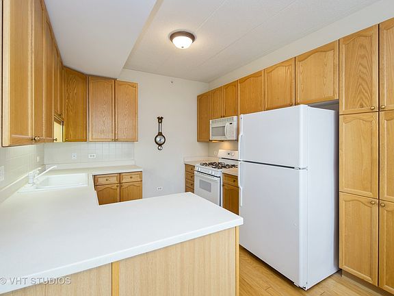 4th image of 131 W Adelaide St Unit 510