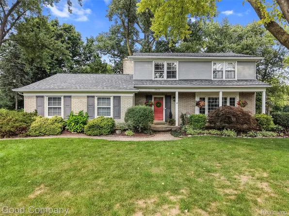 2651 Kopson Ct, Bloomfield Hills, MI 48304