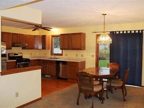 5th image of 4305 Tanglewood Dr