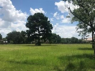 10 Texas Dandy Dr, Tomball, TX 77377