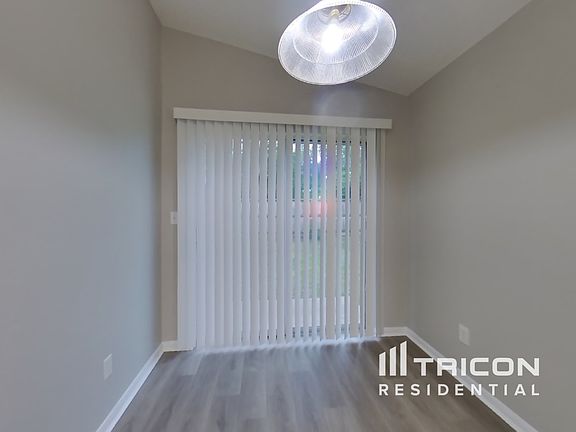4th image of 3139 Boynton Dr