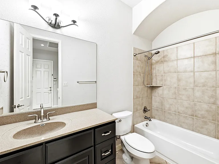 1611 Rimstone Dr — Photo 24