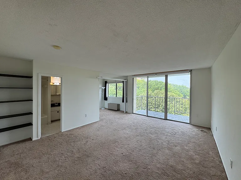 2059 Huntington Ave #1008 — Photo 6