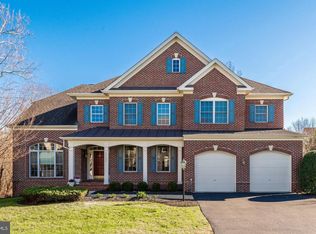 44200 Riverpoint Dr, Leesburg, VA 20176