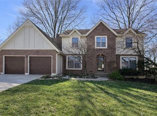 7936 Alden St, Lenexa, KS 66215