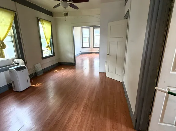 1841 N Drake Ave #2, Chicago, IL 60647