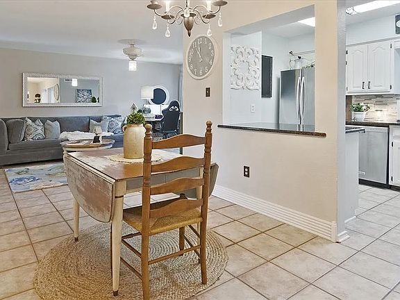 4th image of 228 McCarley Pl